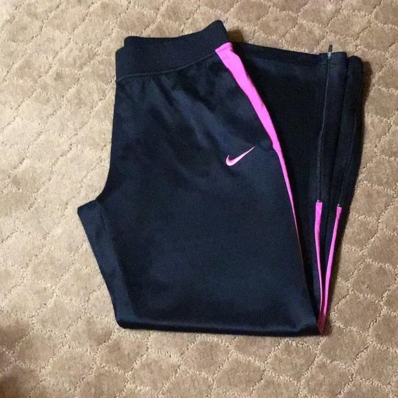 Nike Pants - NIKE WOMENS PANTS